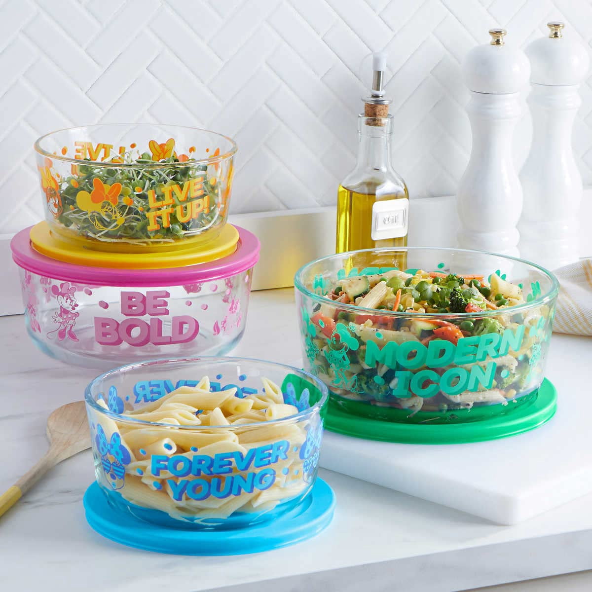 Pyrex Glass 8-piece Minnie Mouse Decorated Food Storage Set