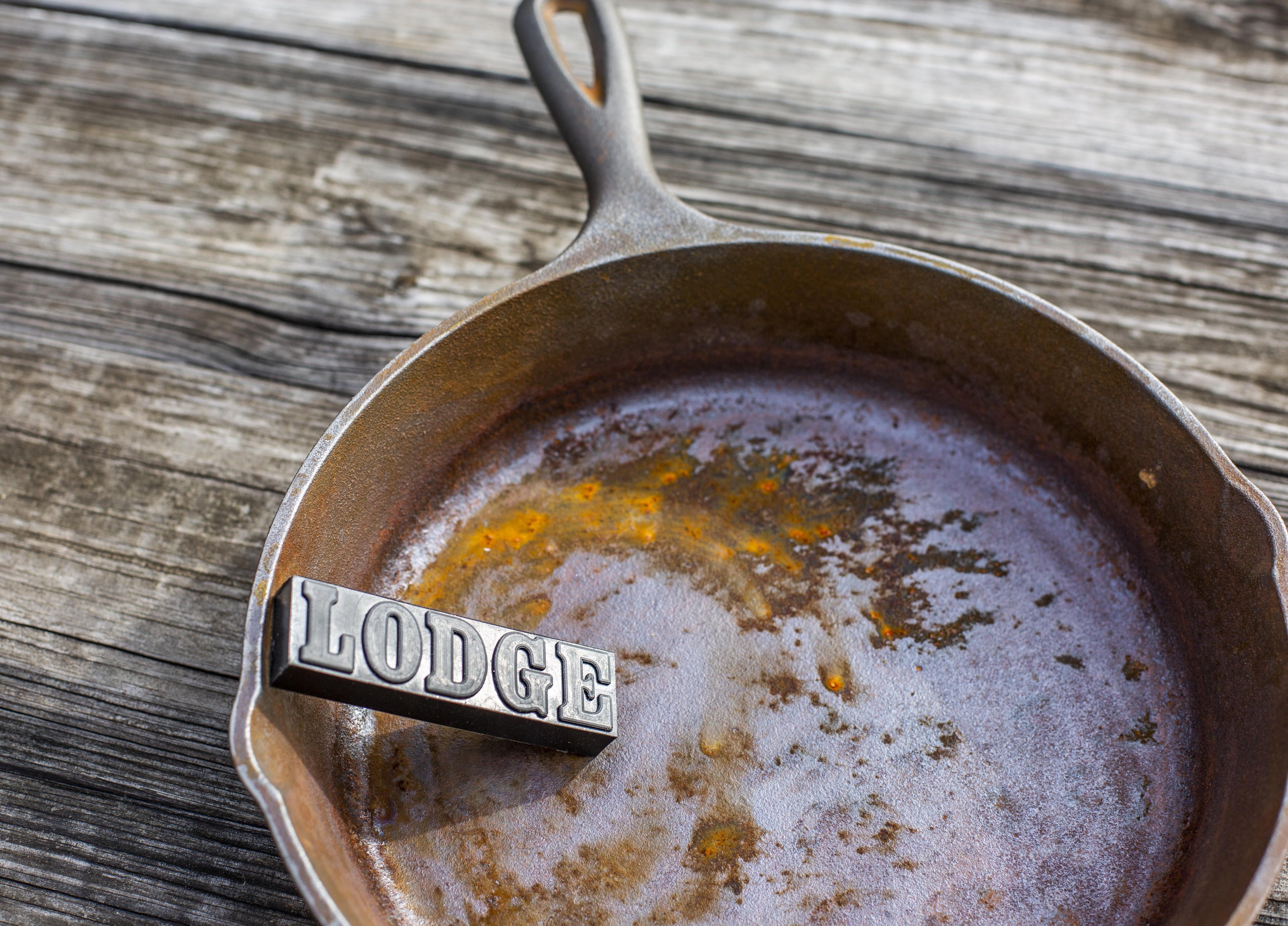 Lodge Cast Iron Black Rust Eraser