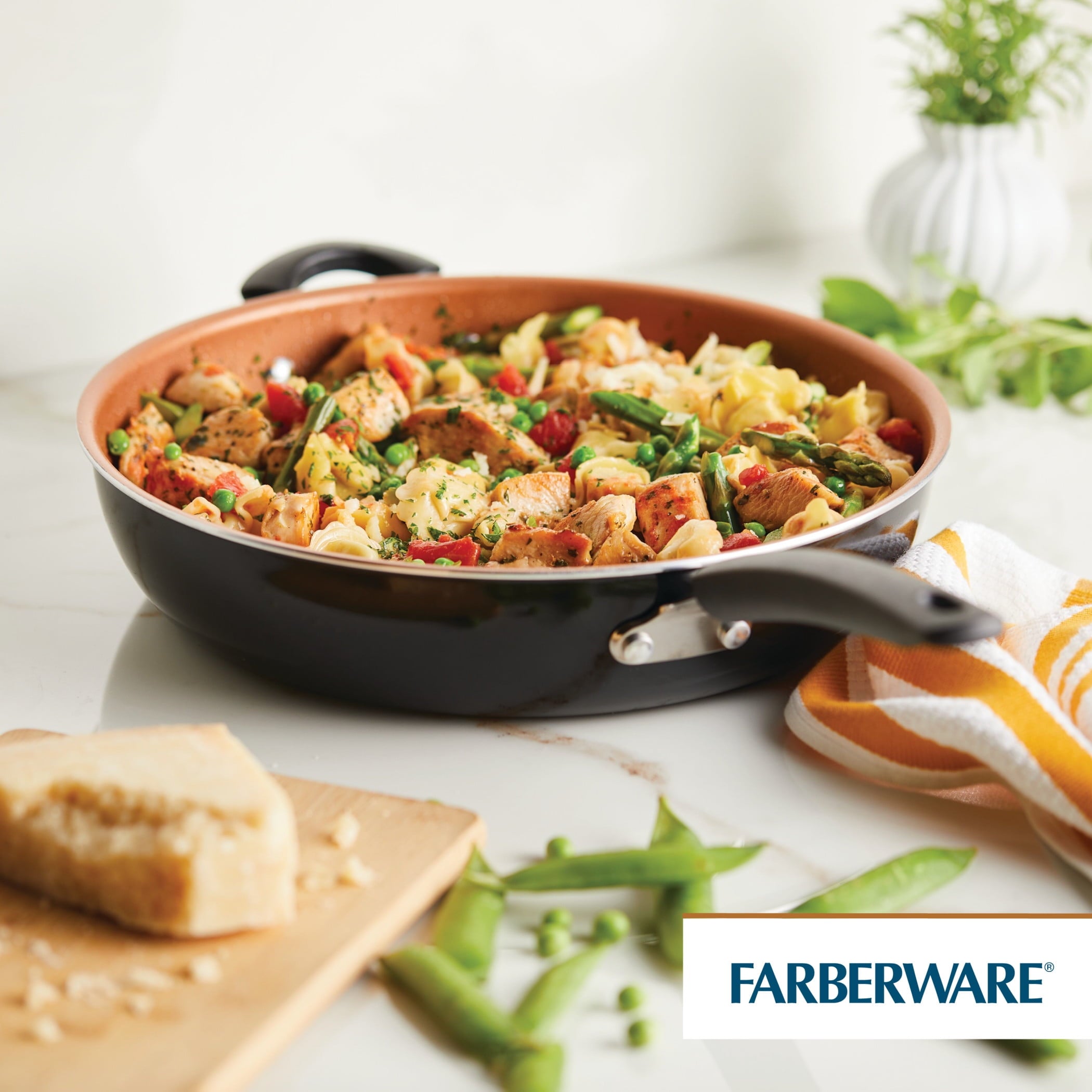 Farberware Easy Clean 12.5 Inch Ceramic Nonstick Frying Pan with Helper Handle - Dishwasher Safe, Black