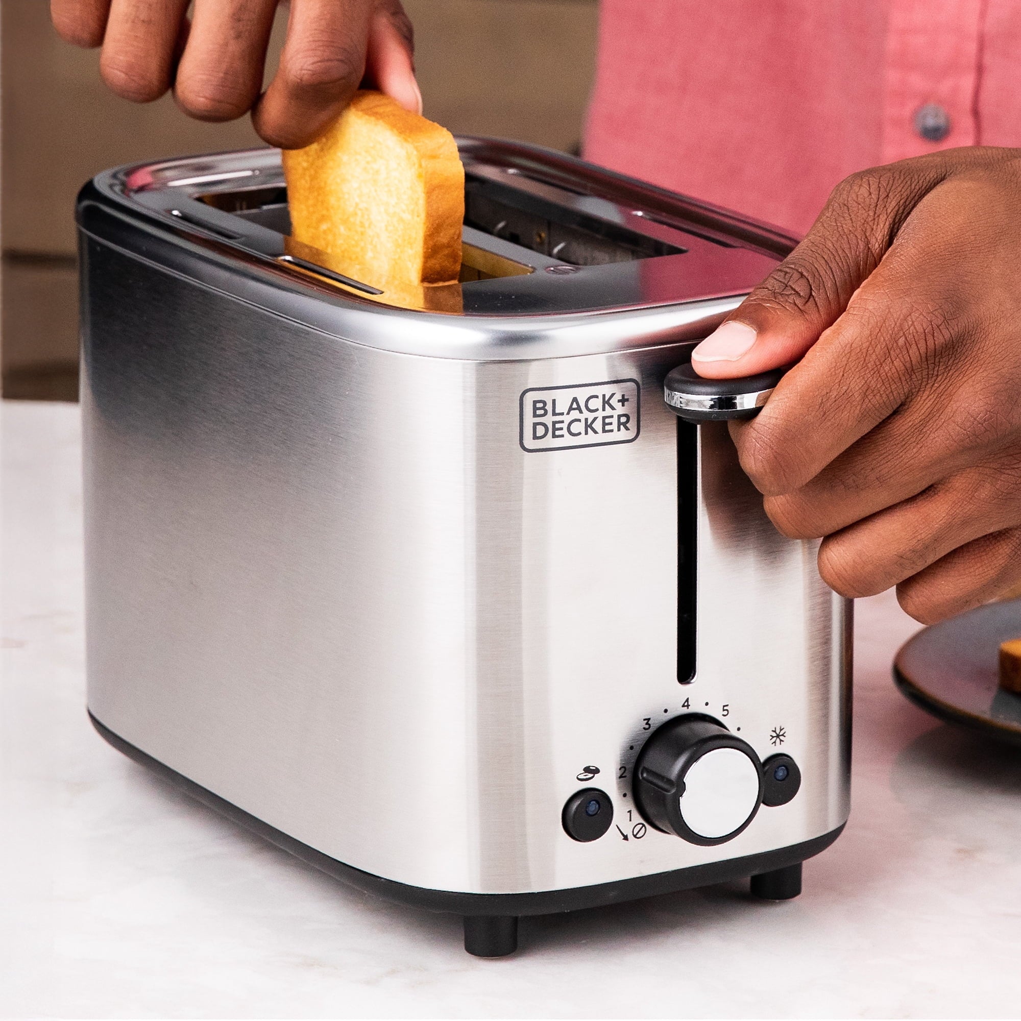 BLACK+DECKER 2‑Slice Toaster - Stainless Steel, Extra‑Wide Self‑Centering Slots, 7 Adjustable Shade Settings