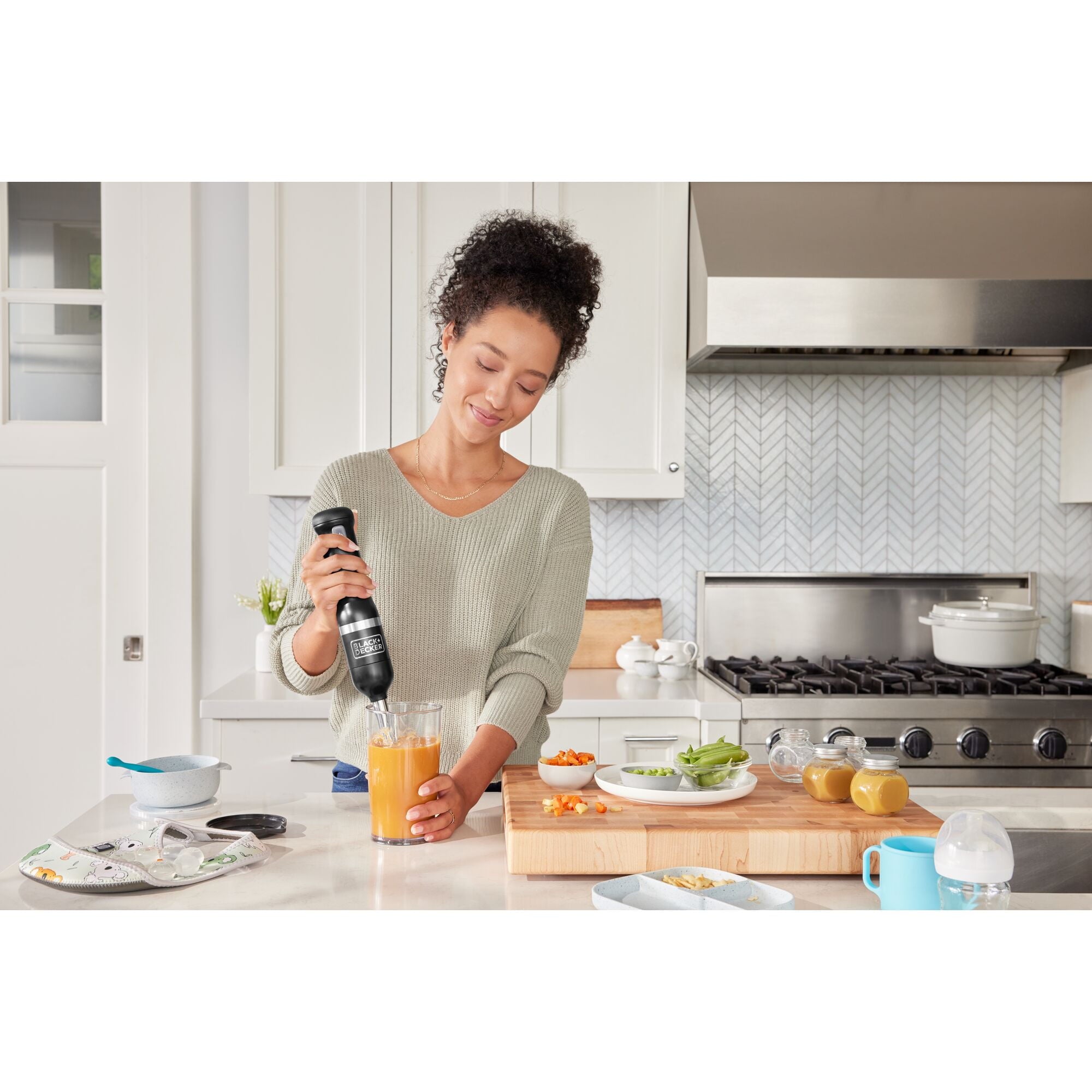 BLACK+DECKER Kitchen Wand Blender Kit - Black (BCKM1011K10)