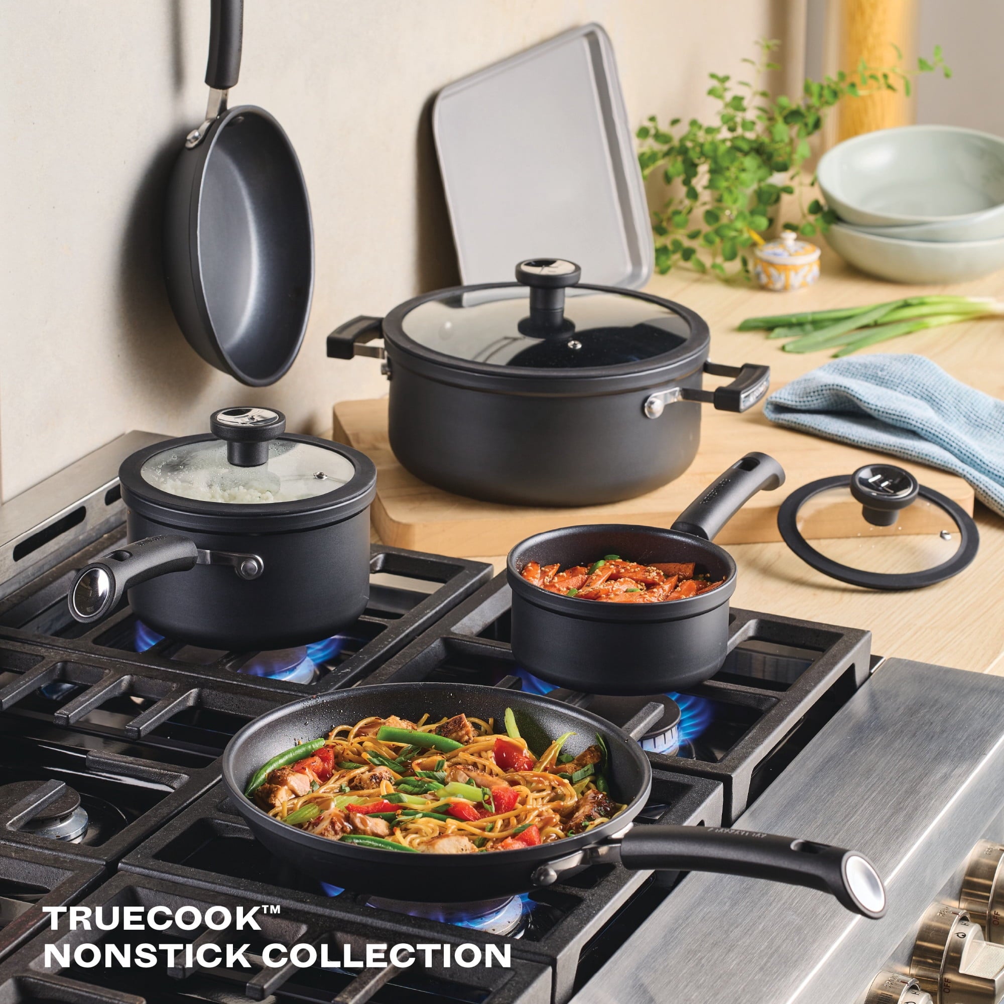 Farberware TrueCook 12.25 Inch Nonstick Frying Pan - Black
