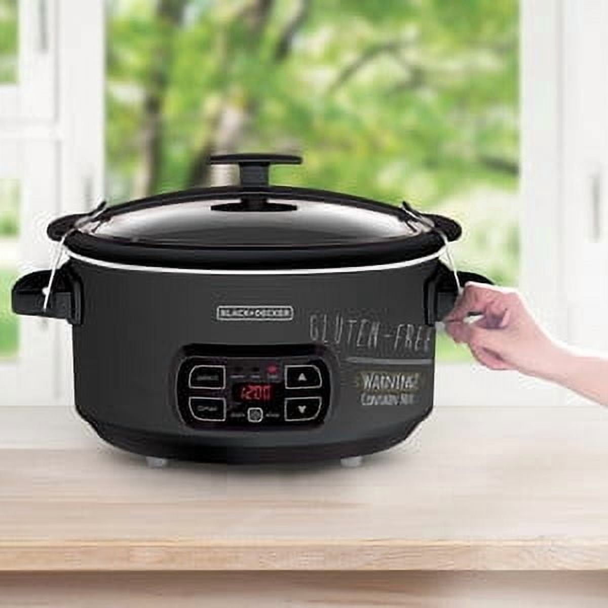 BLACK+DECKER 7-Quart Slow Cooker - SCD4007, Chalkboard Exterior, Locking Lid, 3 Heat Settings, Removable Stoneware Crock