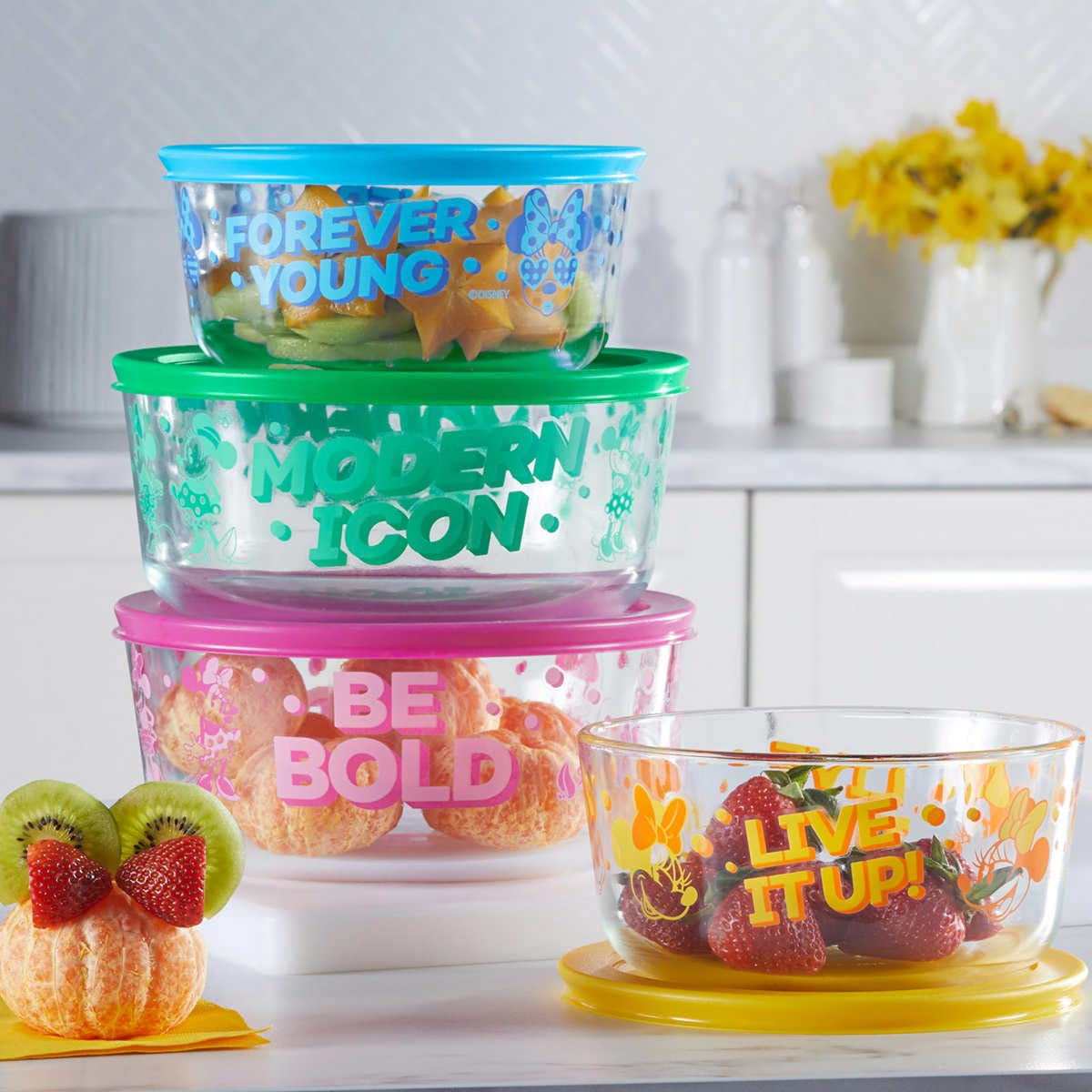Pyrex Glass 8-piece Minnie Mouse Decorated Food Storage Set