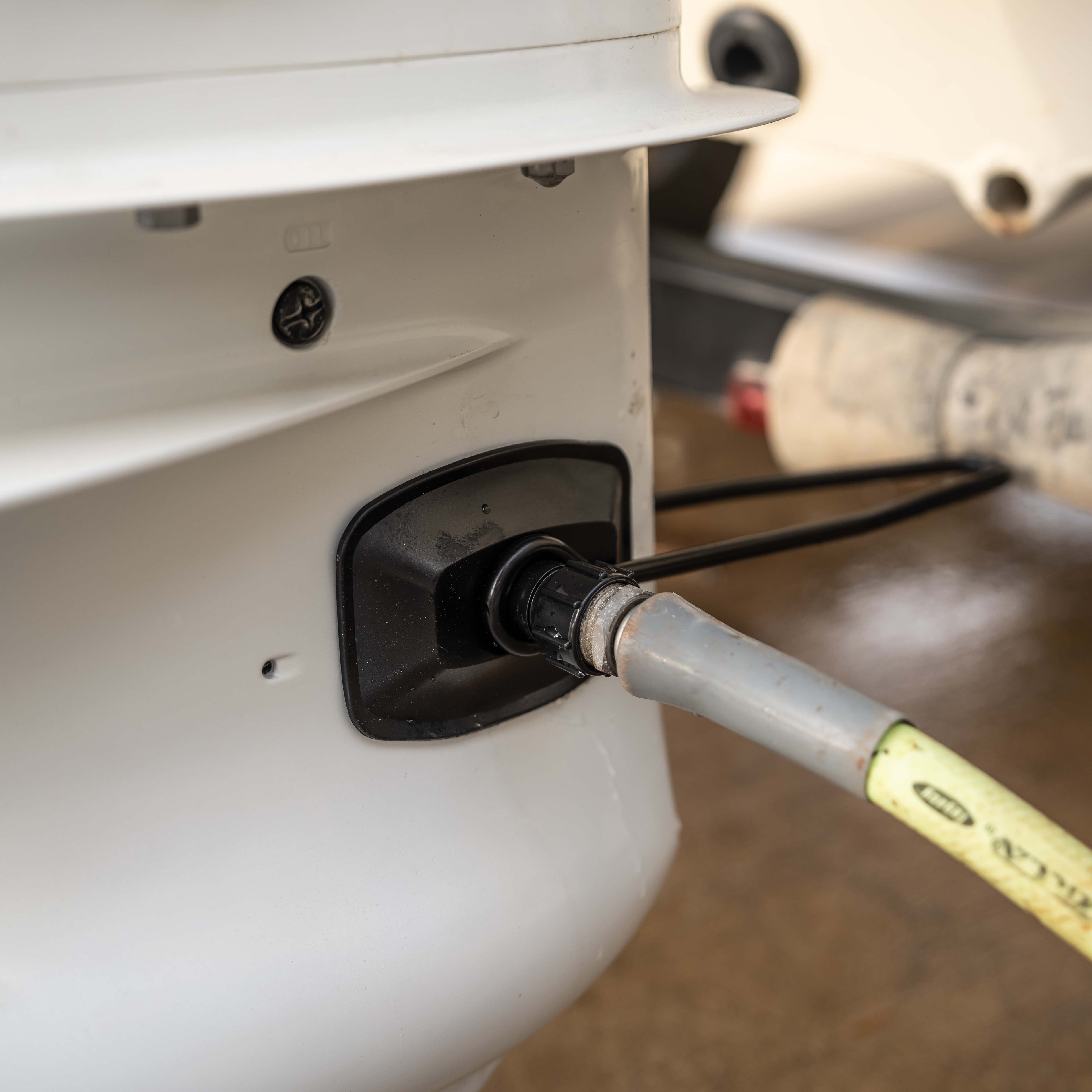 Ozark Trail Large Motor Flusher for Outboard Boat Engines